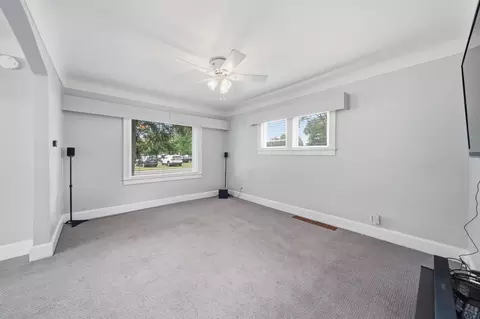 Living - 239 Cottage St, Spring Arbor, MI 49283 photo 2 of 3