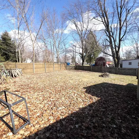 Exterior - 407 Barry St, Colon, MI 49040 photo 5 of 6