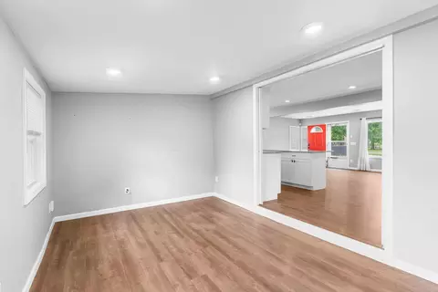 Living - 145 Falcon Rd, Jackson, MI 49202 photo 3 of 3
