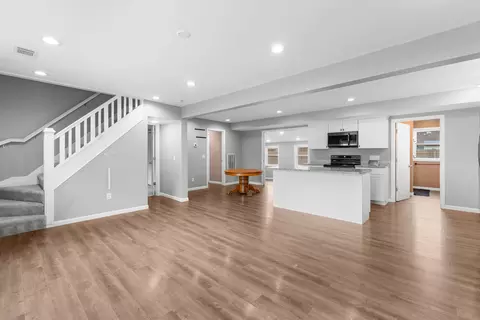 Living - 145 Falcon Rd, Jackson, MI 49202 photo 1 of 3