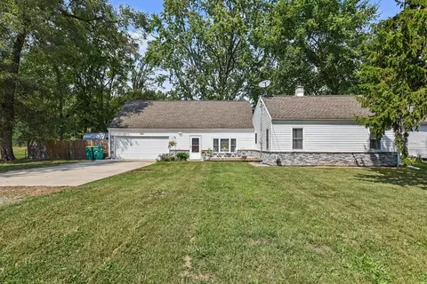 523 Della St, Portage, MI 49002