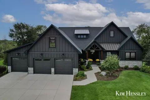 12618 Ridgedale Dr, Allendale, MI 49401