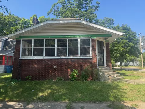 2401 Baker St, Muskegon Heights, MI 49444