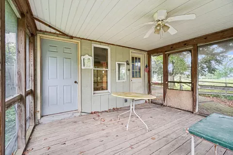 Exterior - 28598 68th St, Covert, MI 49043 photo 2 of 7
