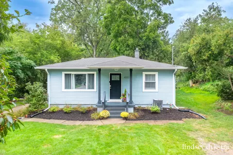 4833 Wakefield Ave NE, Comstock Park, MI 49321