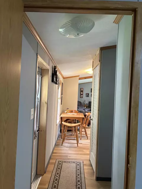 Entry Way - 1455 Eldon Ct, Gladwin, MI 48624 photo 1 of 3
