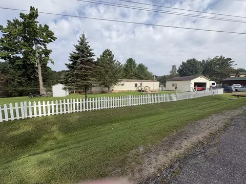 Exterior - 1455 Eldon Ct, Gladwin, MI 48624 photo 11 of 22