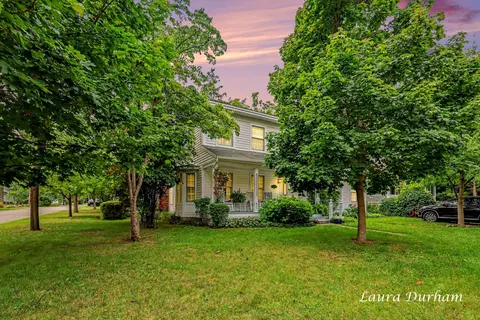 345 Mary St, Saugatuck, MI 49453