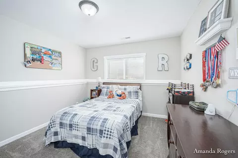 Bedroom - 810 School Bell Ct, Belding, MI 48809 photo 6 of 7
