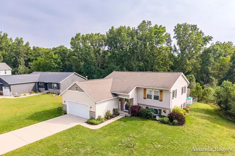 View/Area - 810 School Bell Ct, Belding, MI 48809 photo 1 of 10