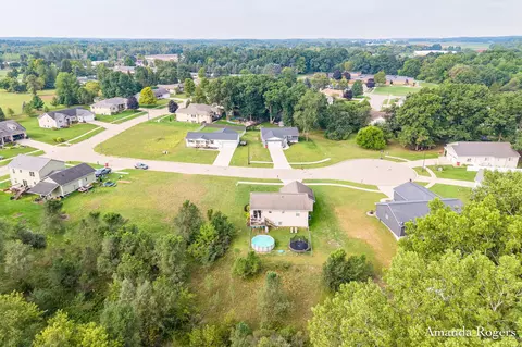 View/Area - 810 School Bell Ct, Belding, MI 48809 photo 8 of 10
