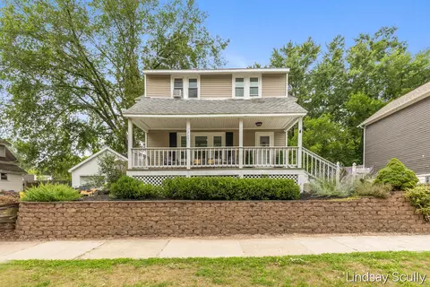 1205 Valley Ave NW, Grand Rapids, MI 49504