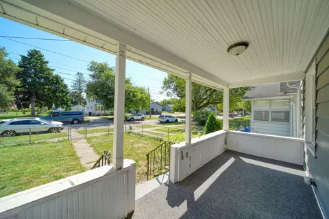 Exterior - 610 N State St, Jackson, MI 49202 photo 3 of 12