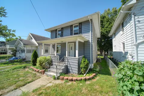 Exterior - 610 N State St, Jackson, MI 49202 photo 2 of 12
