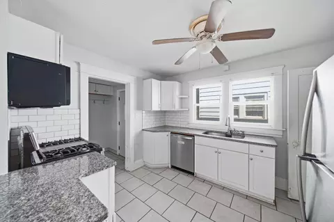 Kitchen - 610 N State St, Jackson, MI 49202 photo 2 of 4