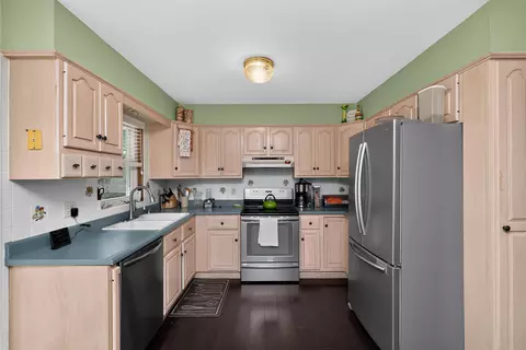 Kitchen - 61255 Cass, Cassopolis, MI 49031 photo 1 of 3