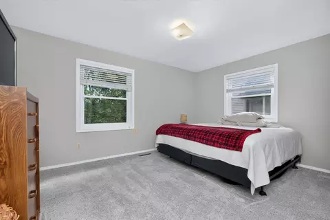 Bedroom - 61255 Cass, Cassopolis, MI 49031 photo 1 of 2