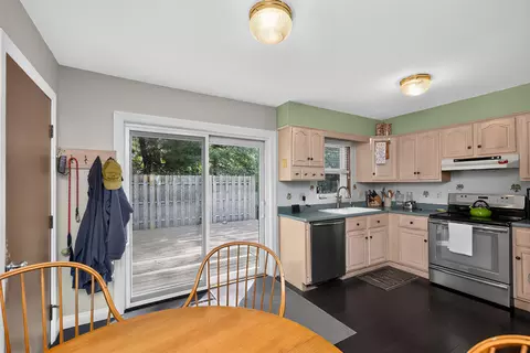 Kitchen - 61255 Cass, Cassopolis, MI 49031 photo 2 of 3