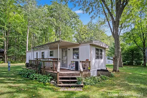1530 Wolf Lake Dr, Baldwin, MI 49304 photo 16