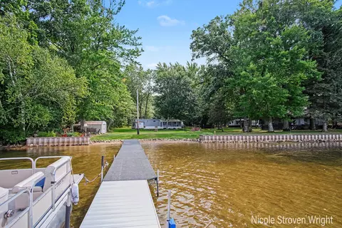 1530 Wolf Lake Dr, Baldwin, MI 49304 photo 4