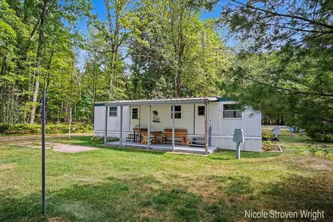 1530 Wolf Lake Dr, Baldwin, MI 49304 photo 23