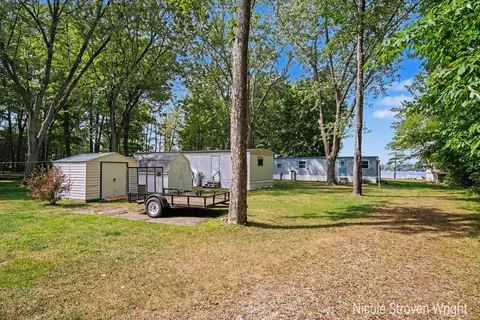 1530 Wolf Lake Dr, Baldwin, MI 49304 photo 33