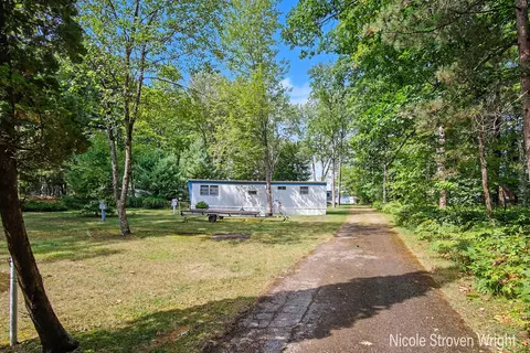 1530 Wolf Lake Dr, Baldwin, MI 49304 photo 34