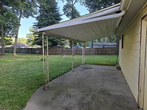 Exterior - 7991 Ivan Dr, Parma, MI 49269 photo 11 of 28