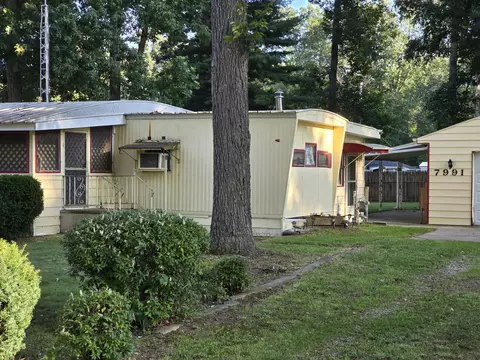 Exterior - 7991 Ivan Dr, Parma, MI 49269 photo 2 of 28