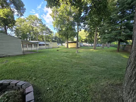 Exterior - 7991 Ivan Dr, Parma, MI 49269 photo 13 of 28