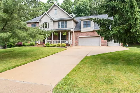 25 Christian Rd, Battle Creek, MI 49014