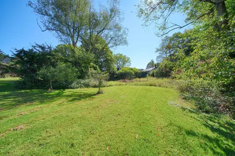 Exterior - 7621 Coon Hill Rd, Munith, MI 49259 photo 13 of 27
