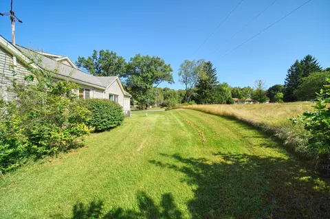 Exterior - 7621 Coon Hill Rd, Munith, MI 49259 photo 16 of 27