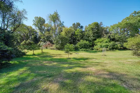 Exterior - 7621 Coon Hill Rd, Munith, MI 49259 photo 10 of 27
