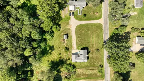 View/Area - 7621 Coon Hill Rd, Munith, MI 49259 photo 2 of 9