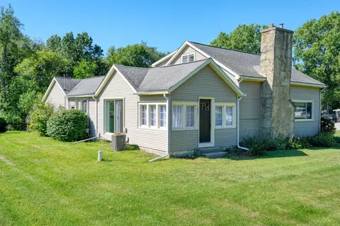 Exterior - 7621 Coon Hill Rd, Munith, MI 49259 photo 1 of 27