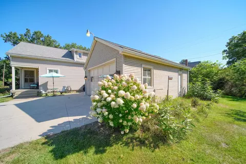 Exterior - 7621 Coon Hill Rd, Munith, MI 49259 photo 9 of 27