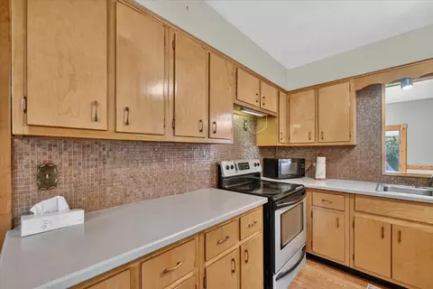 Kitchen - 3124 Earl Dr, Spring Arbor, MI 49283 photo 1 of 4