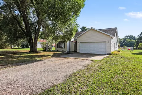 Exterior - 338 Maple St, Newaygo, MI 49337 photo 7 of 7