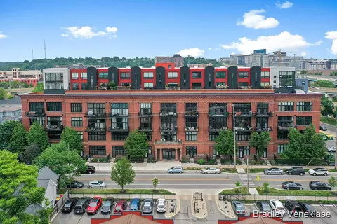 600 Broadway Ave NW #310, Grand Rapids, MI 49504