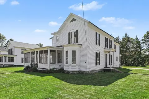 Exterior - 313 W Front St, Buchanan, MI 49107 photo 2 of 10