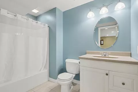 Bath - 6799 E Rs Ave E, Scotts, MI 49088 photo 3 of 4
