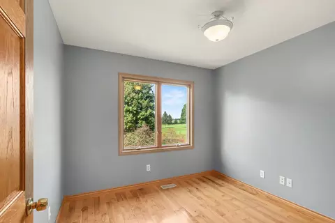 Bedroom - 6799 E Rs Ave E, Scotts, MI 49088 photo 4 of 4