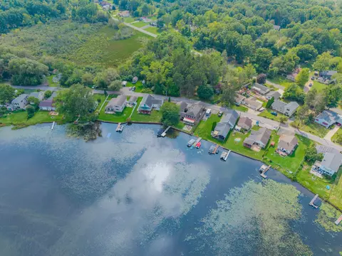 View/Area - 5065 Pine Dr, Jackson, MI 49201 photo 8 of 11