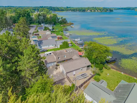 View/Area - 5065 Pine Dr, Jackson, MI 49201 photo 5 of 11