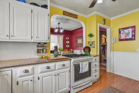 545 N Madison St, Marshall, MI 49068 photo 12