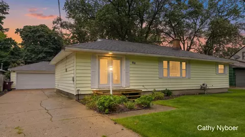 656 West St, Muskegon, MI 49442