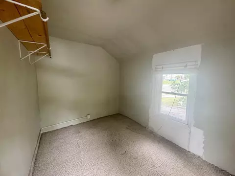 Bedroom - 515 E North St, Jackson, MI 49202 photo 3 of 4