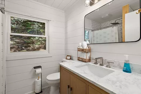 Bath - 56 S Lighthouse Dr, Mears, MI 49436 photo 1 of 2