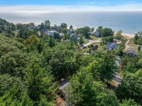 View/Area - 56 S Lighthouse Dr, Mears, MI 49436 photo 1 of 3